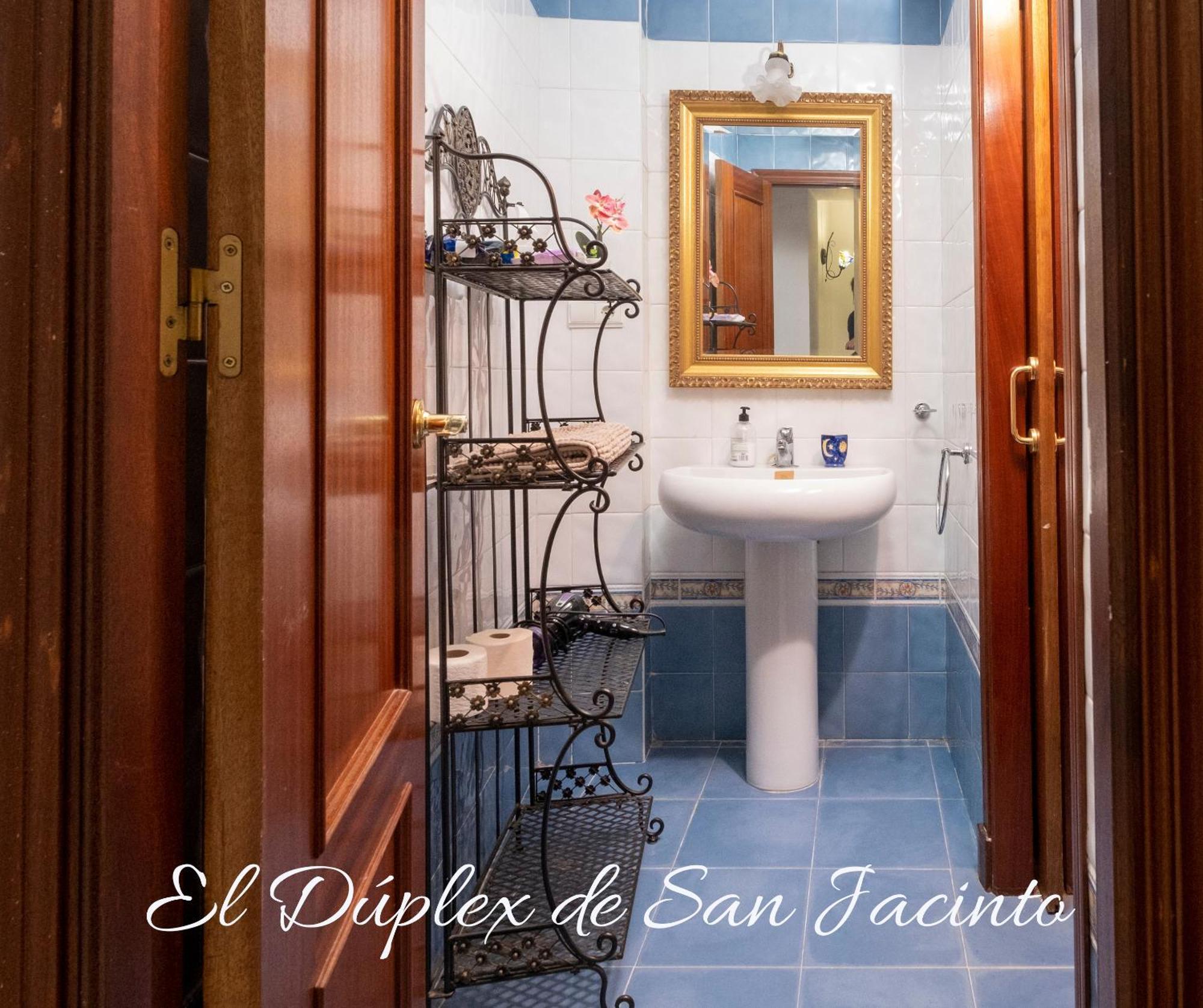 Appartamento El Duplex De San Jacinto Siviglia Esterno foto