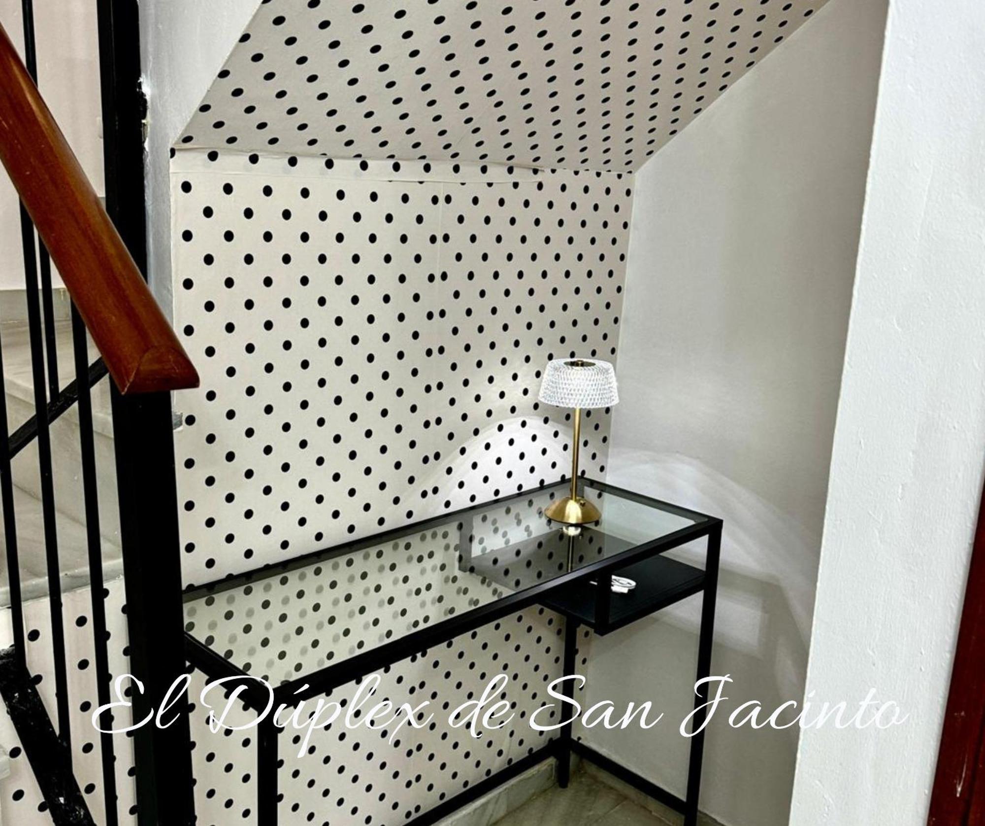 Appartamento El Duplex De San Jacinto Siviglia Esterno foto