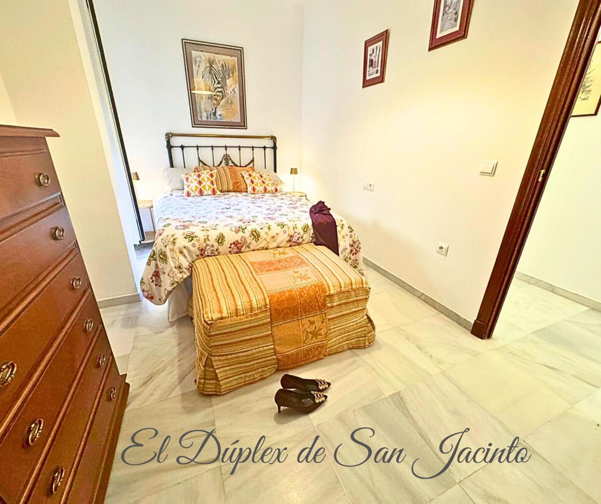 Appartamento El Duplex De San Jacinto Siviglia Esterno foto